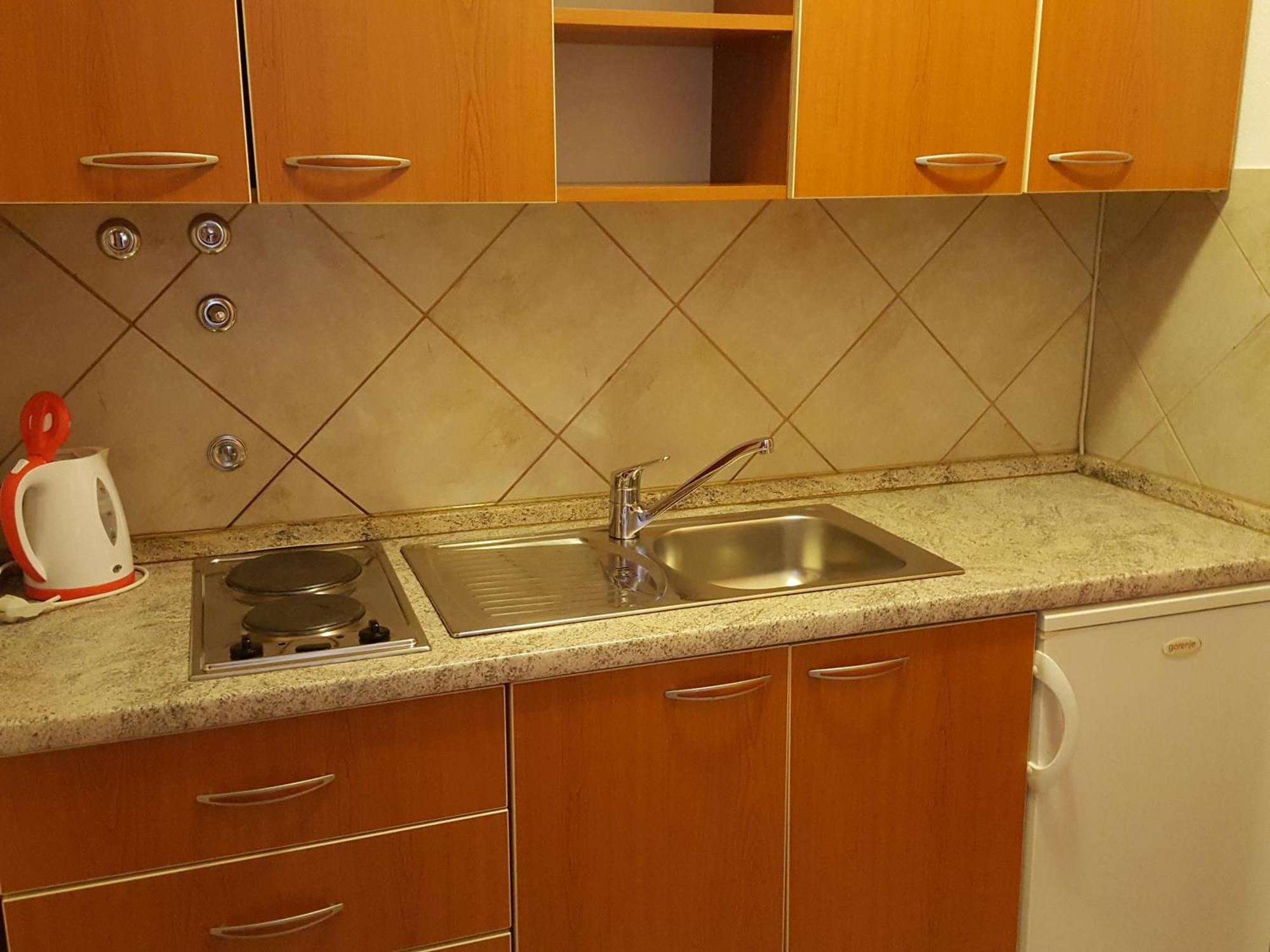 Apartments Mirakul โลปาร์ ภายนอก รูปภาพ